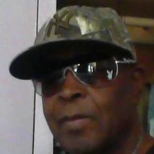 Meet your Posher, Sixto